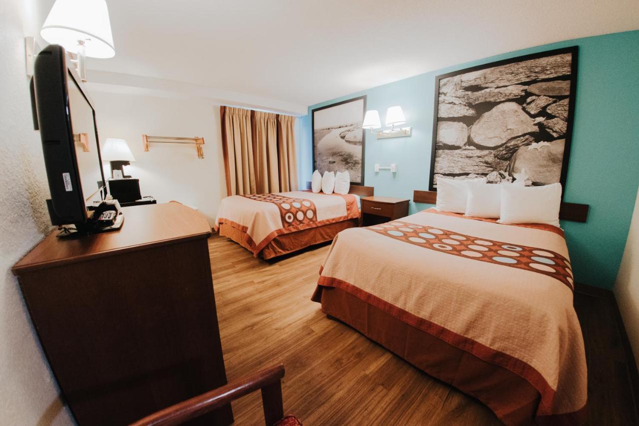 Motel Super 8 By Wyndham Danbury Exteriér fotografie